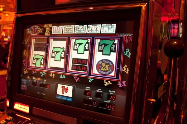 Starburst slot game interface on keceslot mobile